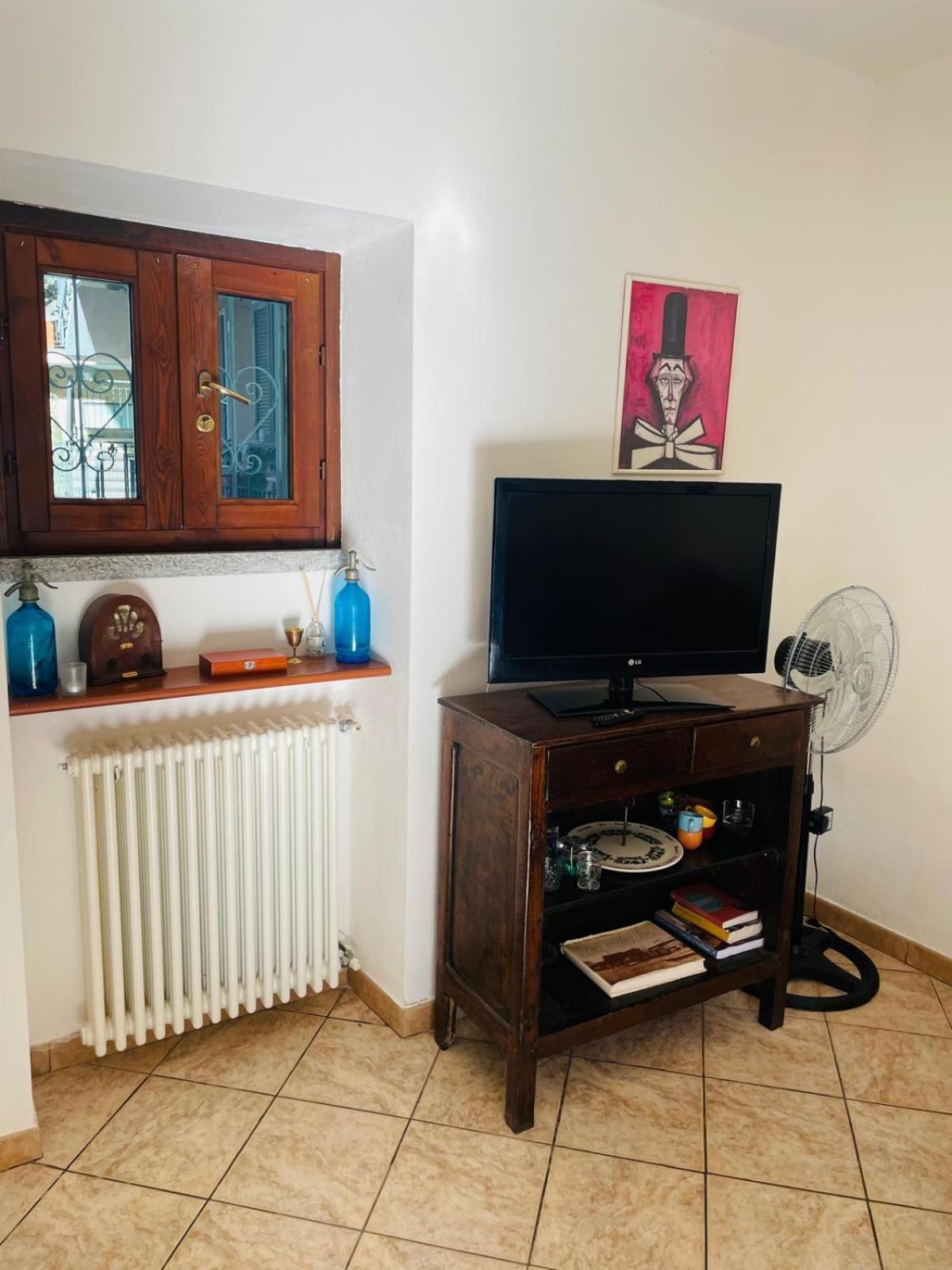 La Casa Di Tita Stresa Apartment Стая снимка